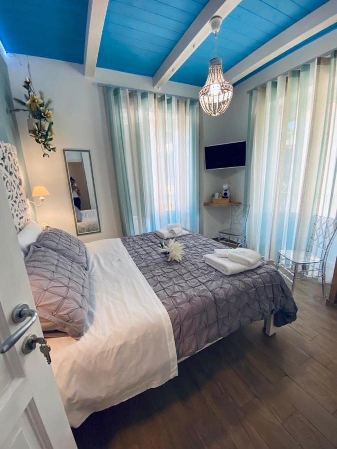 Fior Dei Carmeliti Rooms And Parking Tropea Eksteriør billede